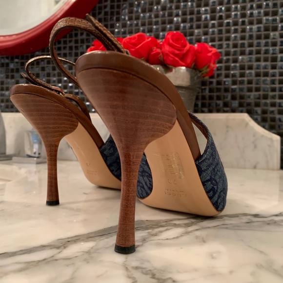 Authentic Gucci denim bamboo sling back heels. - Picture 7 of 7